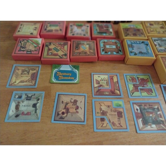 Vintage Mystery Mansion Board Game Copyright 1984 Milton Bradley Missing pieces - Picture 2 of 7